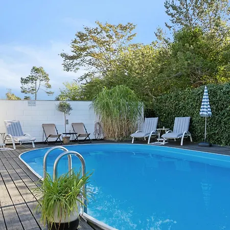 Feriehus With Pool Terraces Near *
