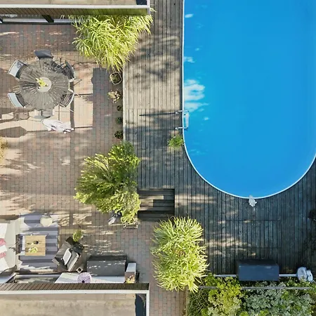 With Pool Terraces Near Feriehus